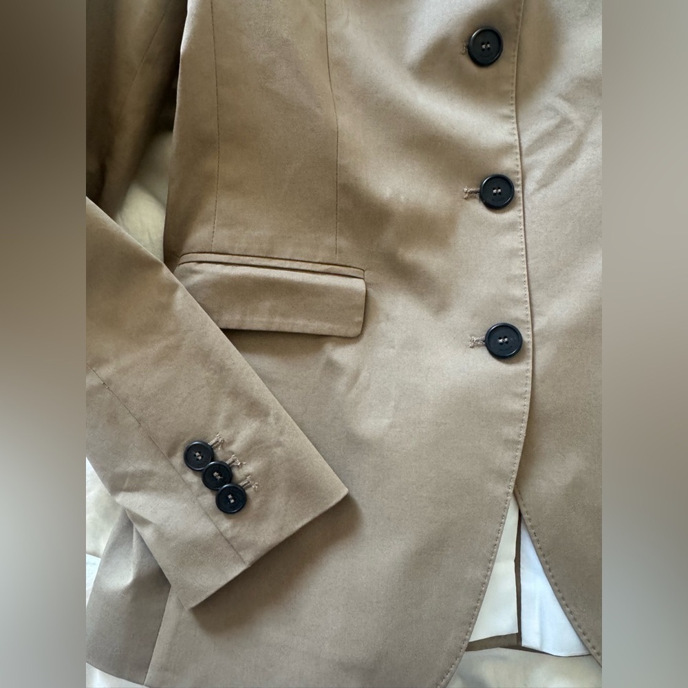 Bogner Taupe-Tan Blazer Size 8 - Picture 5 of 10